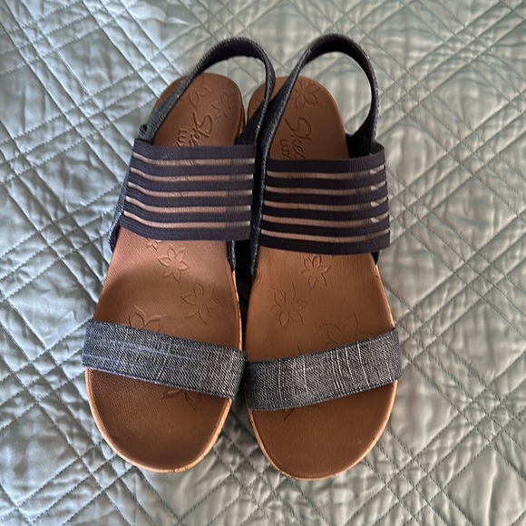 SKETCHERS Lux Foam Wedges - Picture 1 of 11